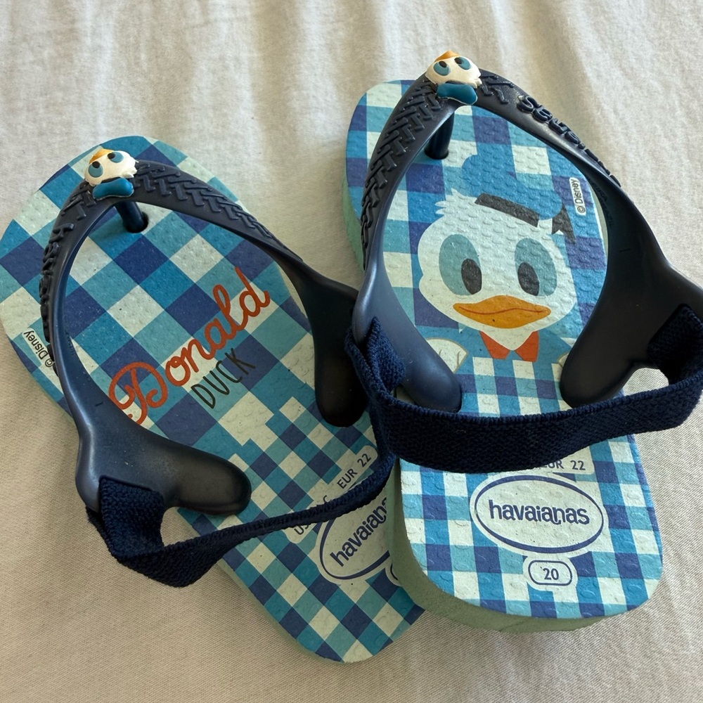 Havaianas Kids Blue Checkered Donald Duck Flip Flops